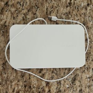 Samsung White UV Charger and Sanitizer